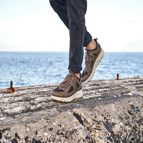 ECCO Multi-Vent Men's Low GTXs Tex Shoes